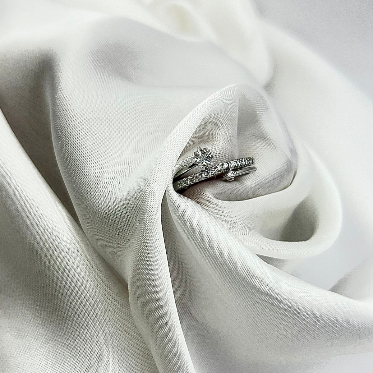 Adjustable Star Stone Ring – Silver & Gold | 20% OFF