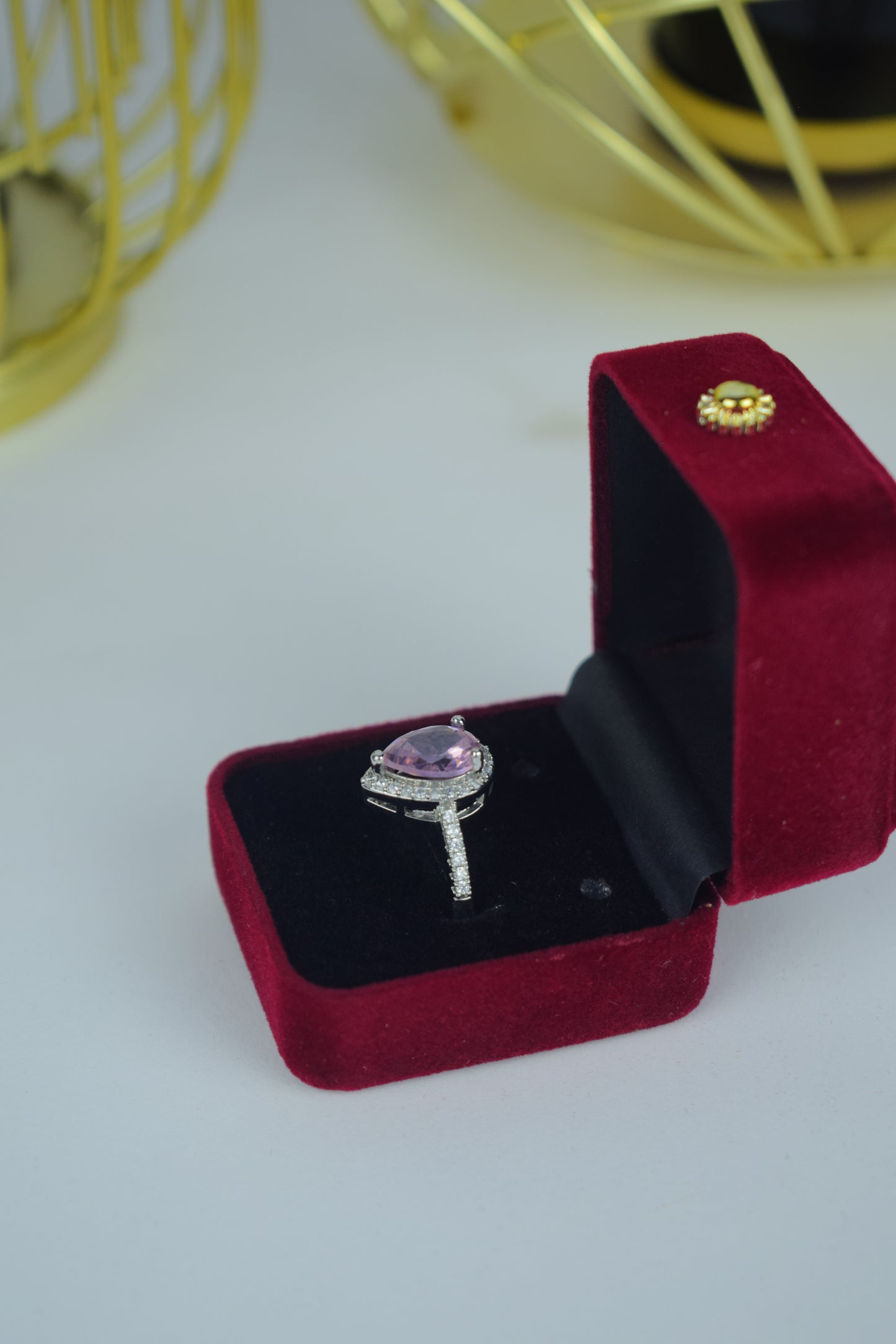 Elegant Adjustable Ring – 20% OFF |White stone Elegance