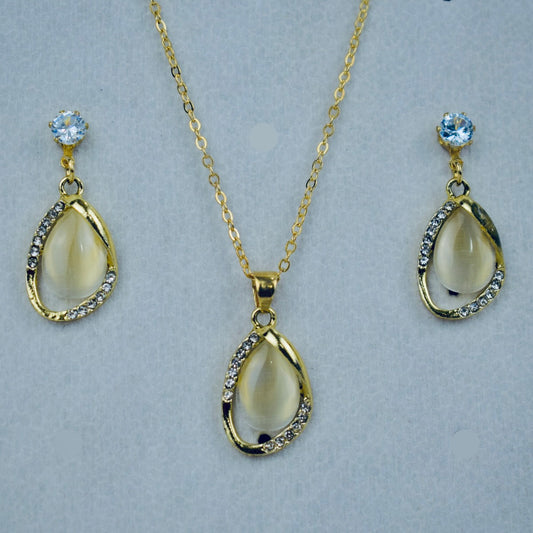 ✨ Teardrop Elegance Necklace Set | Flat 20% OFF