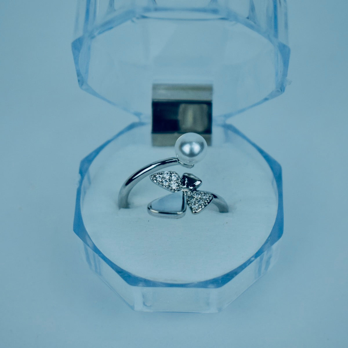 Graceful Butterfly With Pearl Adjustable Ring