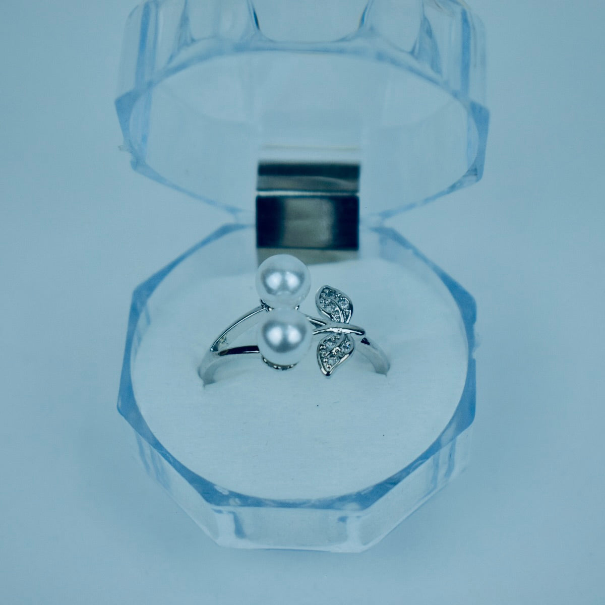 2 Pearls With Leaf Eligant Adjustable Ring