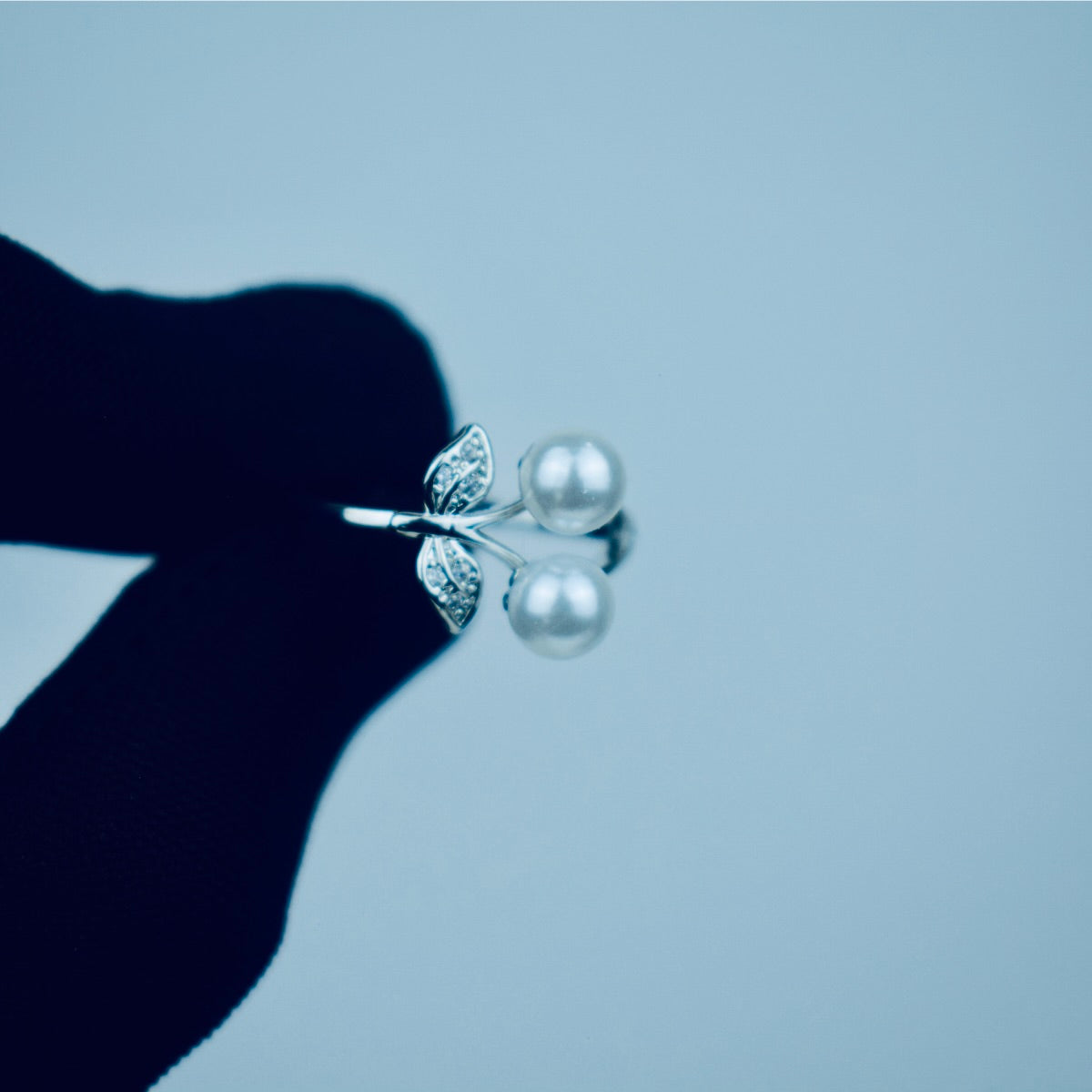 2 Pearls With Leaf Eligant Adjustable Ring