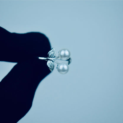 2 Pearls With Leaf Eligant Adjustable Ring