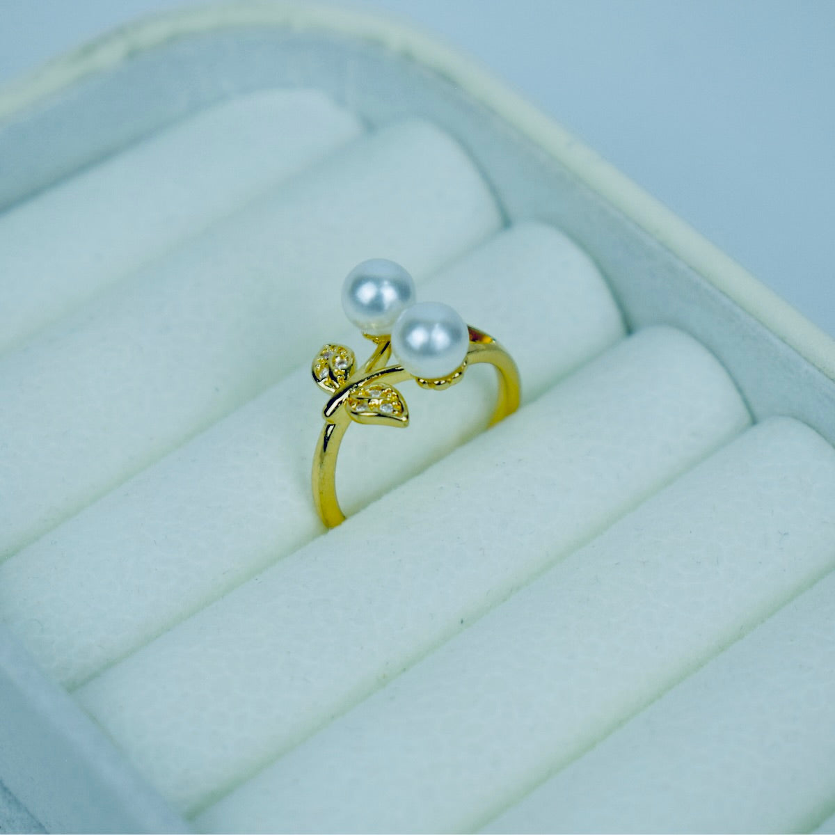 2 Pearls With Leaf Eligant Adjustable Ring