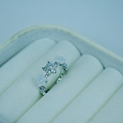 💍 Classy Adjustable Flower Stone Ring