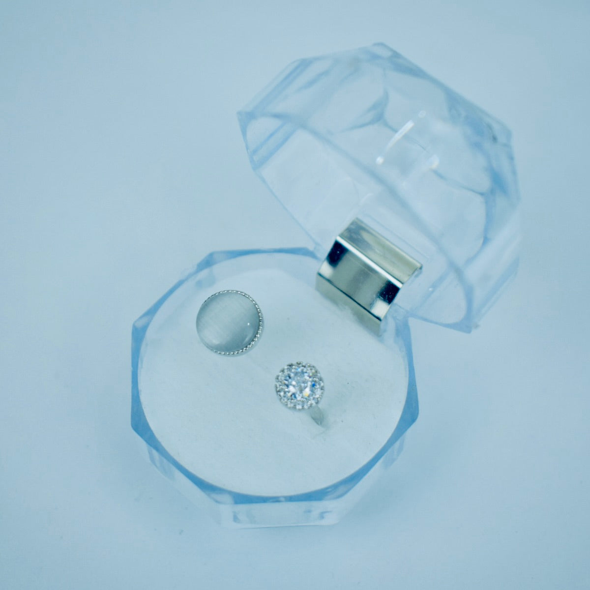 Stylish Glossy & Crystal Ring Flat 20% OFF