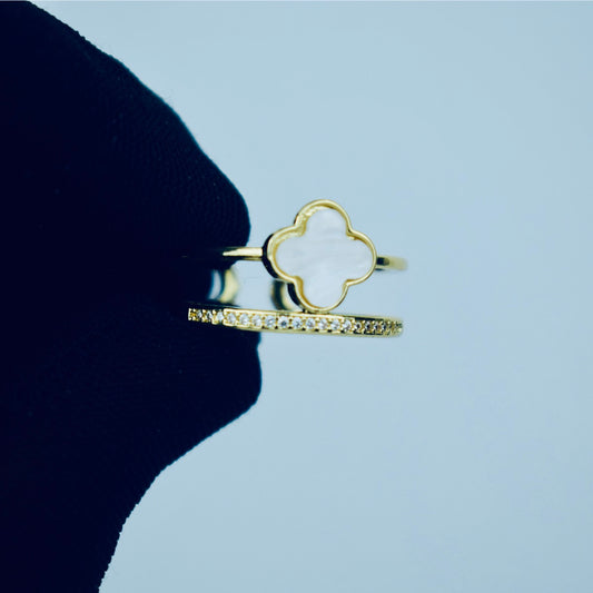 Elegant Clover Adjustable Ring – Dual Colors (Golden & Silver)