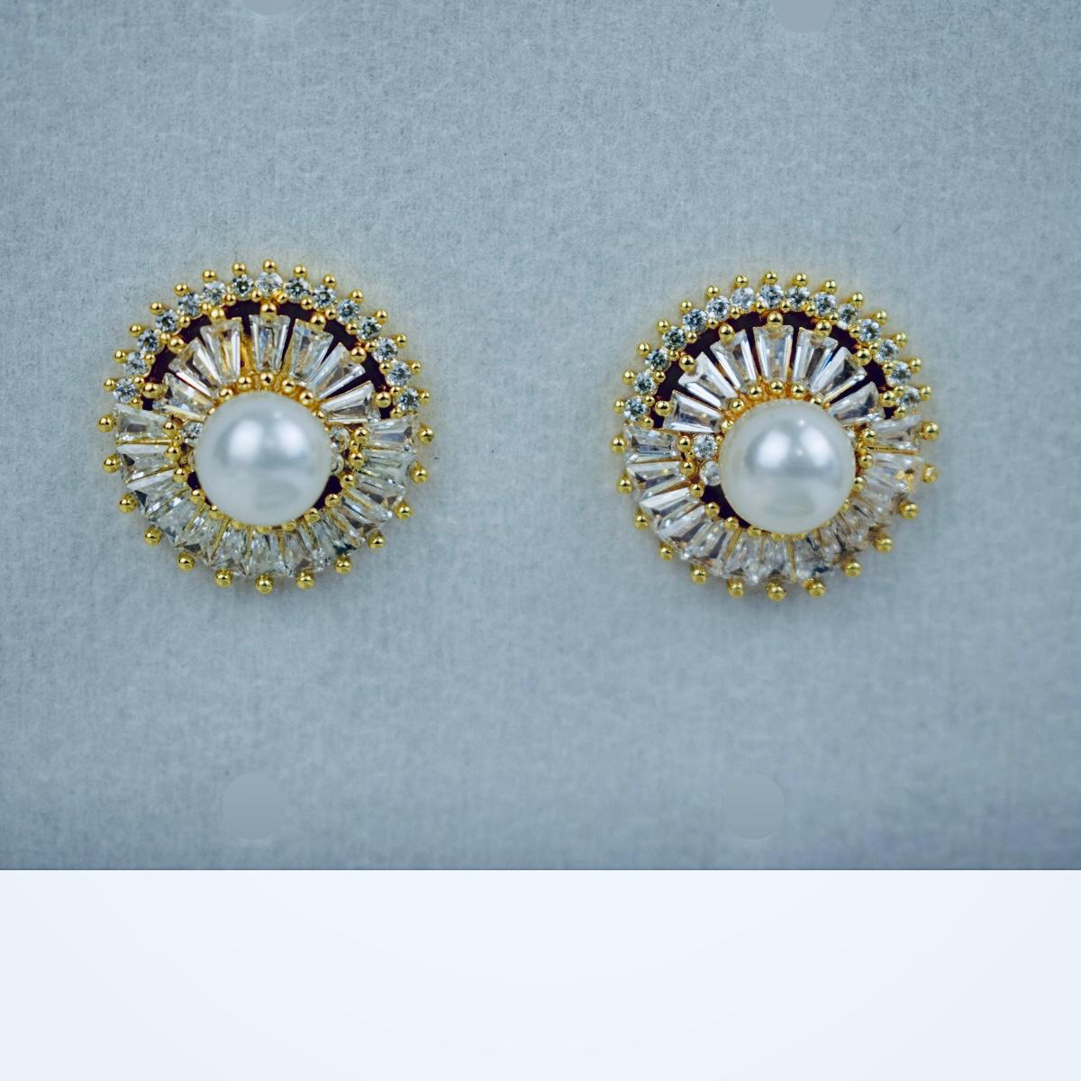 Pearl Radiance Necklace Set – 20% OFF