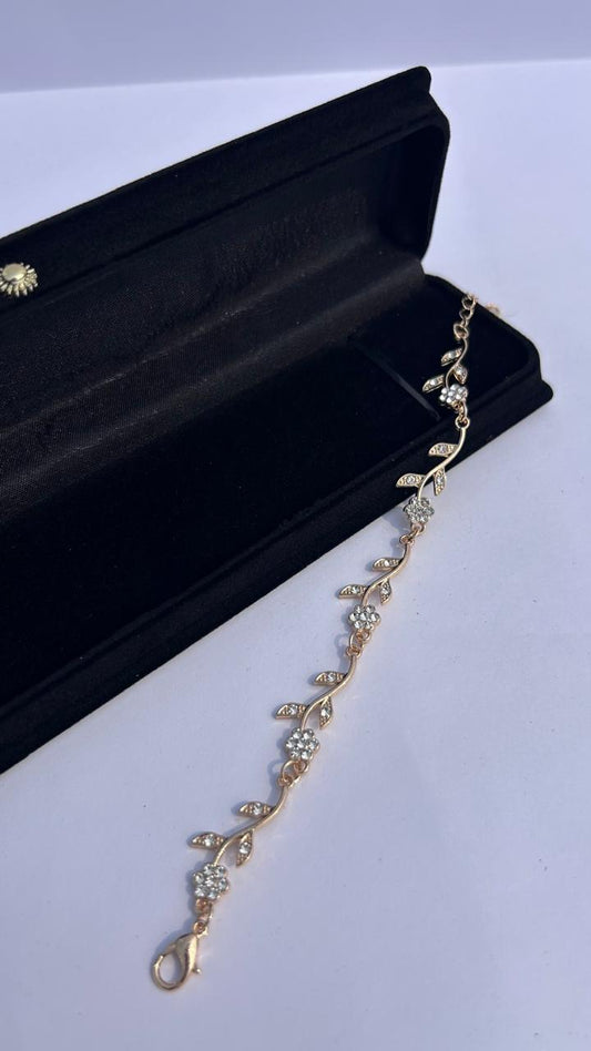 Floral Leaf Elegant Bracelet – 2 Colors Collection | Flat 20% OFF